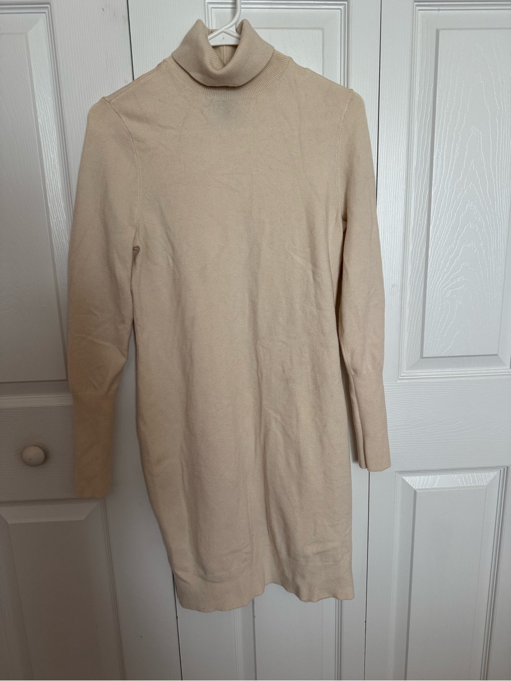 Express SUPERSOFT TURTLENECK LONG SLEEVE MINI SWEATER DRESS - size small